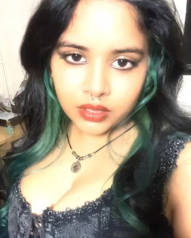 Anjalee, 19